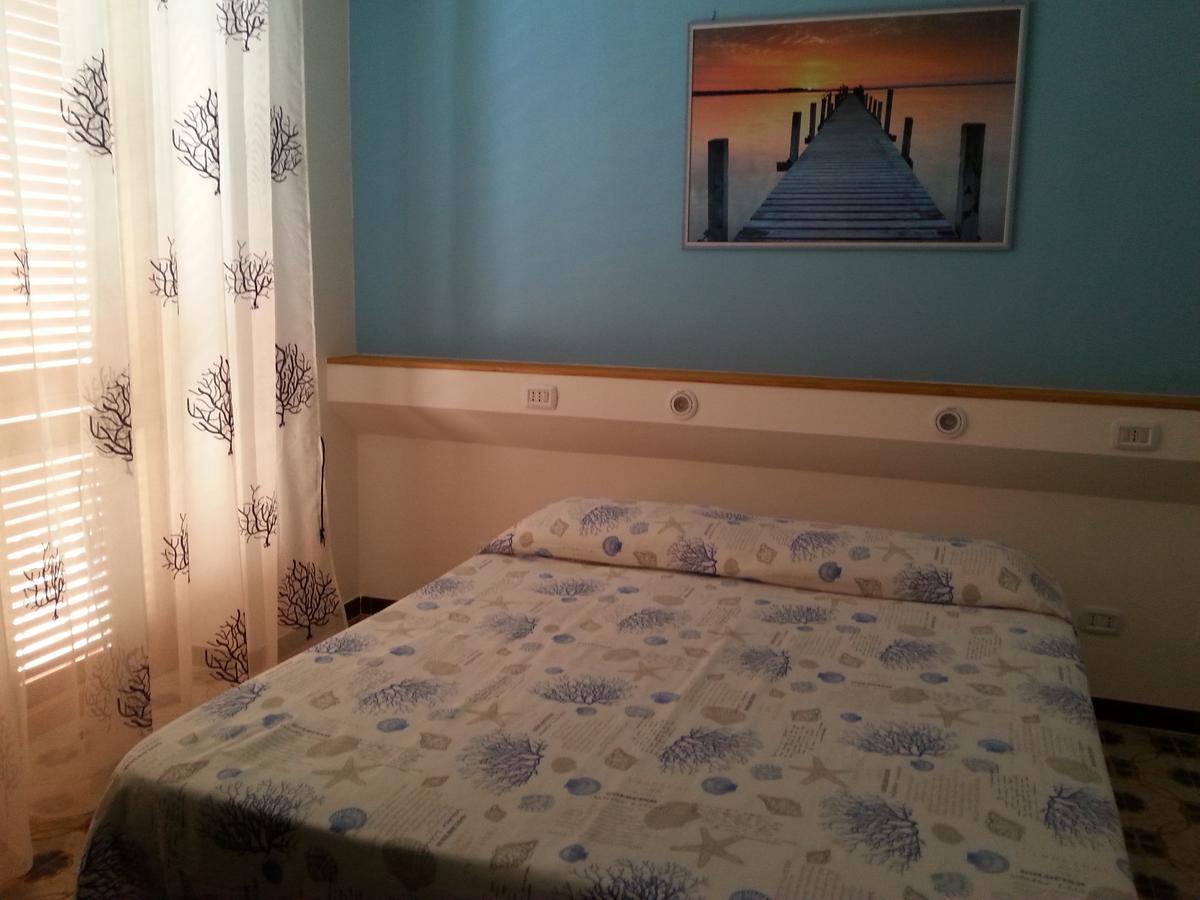 Valentini: Beachfront Comfort With Garden And Private Parking Apartment *