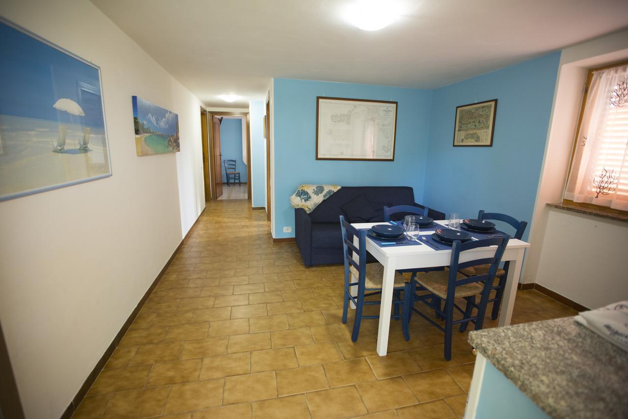 Valentini: Beachfront Comfort With Garden And Private Parking * Minturno