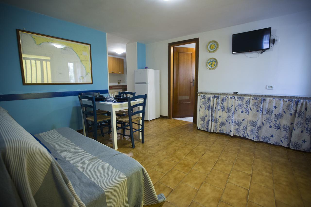 Valentini: Beachfront Comfort With Garden And Private Parking * Minturno